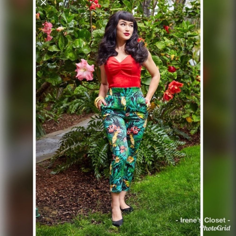 Pinup Girl Couture Laura Byrnes High Waisted Cropped Parrot Trousers in M